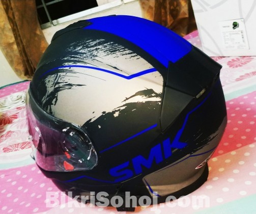 SMK HELMETS WITH ANTI FOG PIN LOCK AND SUN VISOR